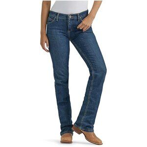 NWT Wrangler Women's Q baby Mid Rise Boot Cut Ultimate Riding Jean 7/8x30